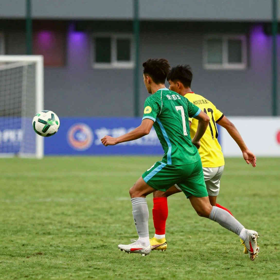 ইনফান্তিনোর হাসি, সমর্থনের ঢেউ আর ফিফার রাজনীতির অংক